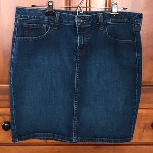 Old Navy denim skirt